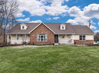 9539 Schaller Rd, Lenzburg, IL 62255