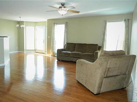 4th image of 1324 Millbay Ct