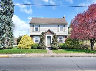 617 Center St, Mount Wolf, PA 17347