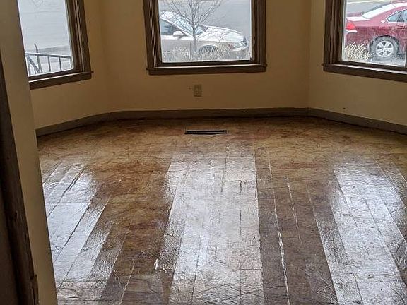 4th image of 1111 N McBride St