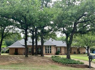 809 E Woodglen Dr, Copper Canyon, TX 75077