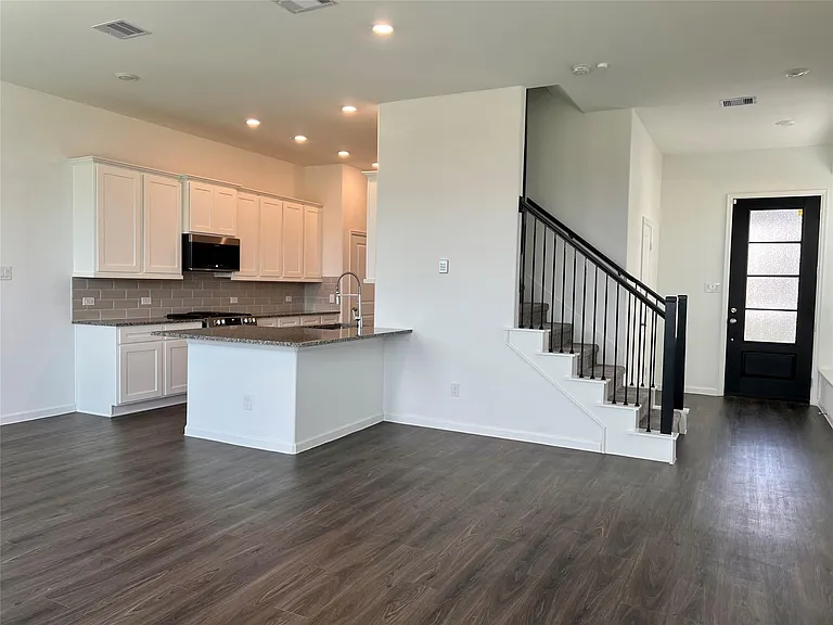 5719 Foggy Vine Ct — Photo 7