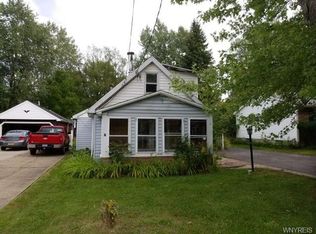 325 Seneca Pl, Lancaster, NY 14086