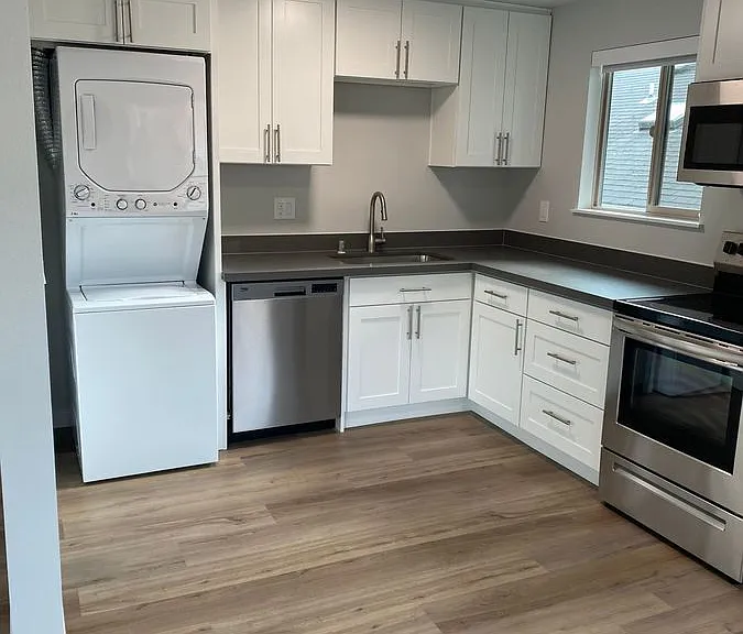 3912 Linden Ave N #6 — Photo 14