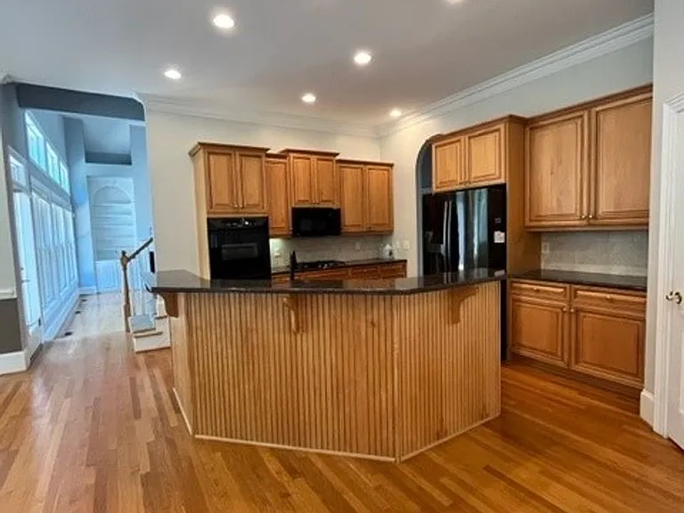 1 Wildrose Ct — Photo 3