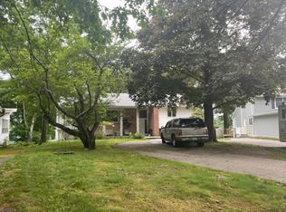19 Lake Shore Dr, Rockaway, NJ