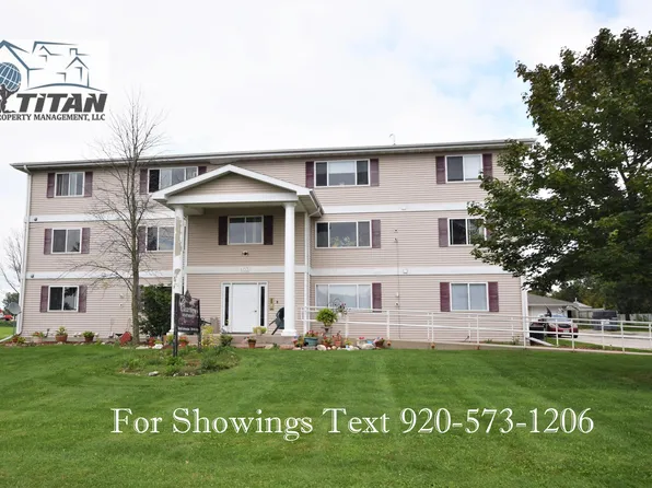 403 N 1st Ave, Valders, WI