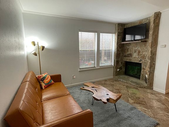 3rd image of 5608 Cougar Dr APT 109