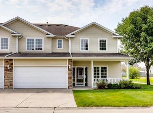 844 Red Hawk Way SE, Altoona, IA 50009