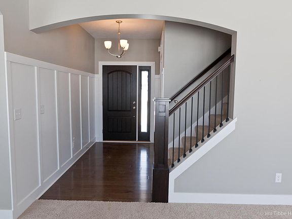 2nd image of 2231 Van Buren St #91