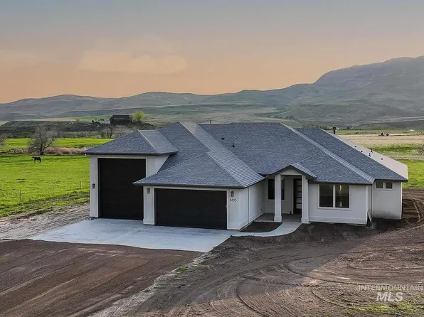 2925 Cottonwood Ln, Emmett, ID 83617