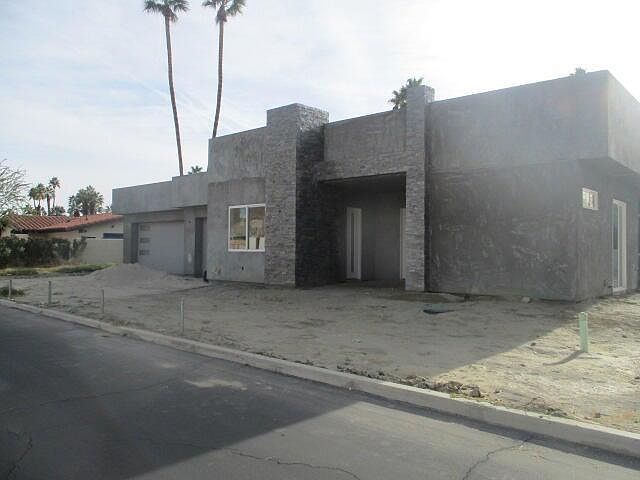 1st image of 48800 Eisenhower Dr