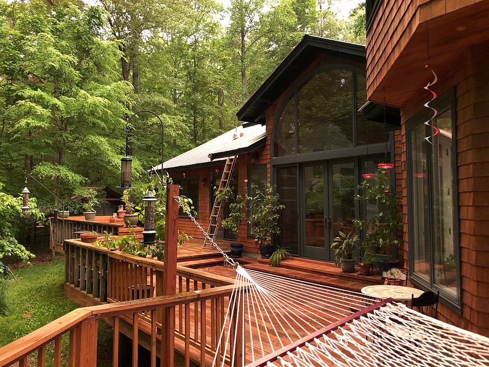 1st image of 3919 Carrington Ln