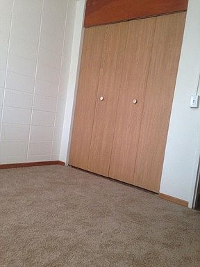 4th image of 1154 Queens Ln APT 035