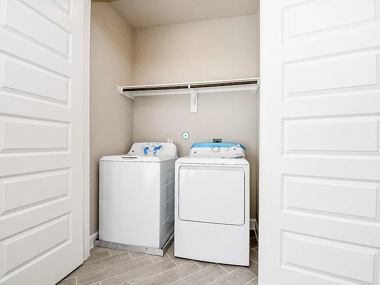 2033 Millbridge Spg S — Photo 14
