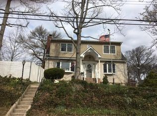 129 Sycamore St, Staten Island, NY 10308