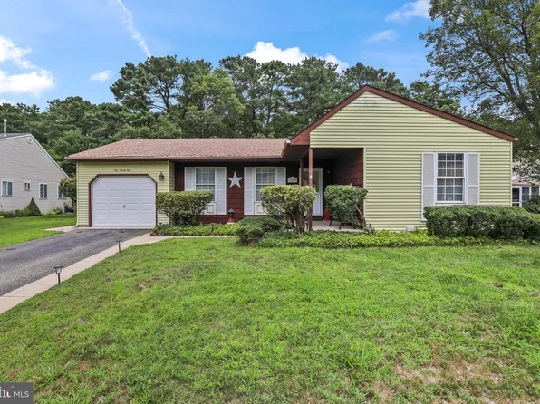 129 Sunset Rd, Whiting, NJ 08759