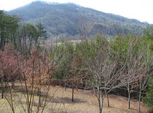 2849 Sequoia Rd, Pigeon Forge, TN 37863