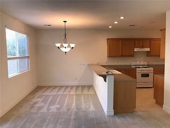 5th image of 9698 Waukegan Ave #0