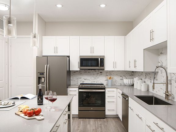 3rd image of 1400 Morgan Stanley Ave Unit 367