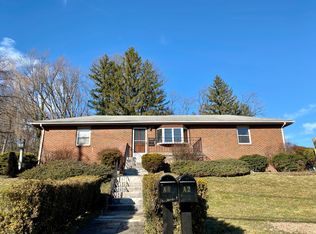 108 Gainsboro Rd APT 2, Lawrence Township, NJ 08648