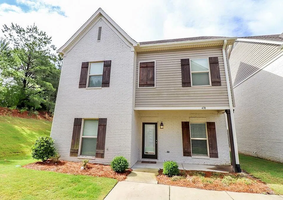 430 Walker Cir