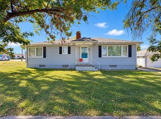850 18th St, Charleston, IL 61920
