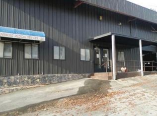 3440 Island Rd, Bristol, VA 24201