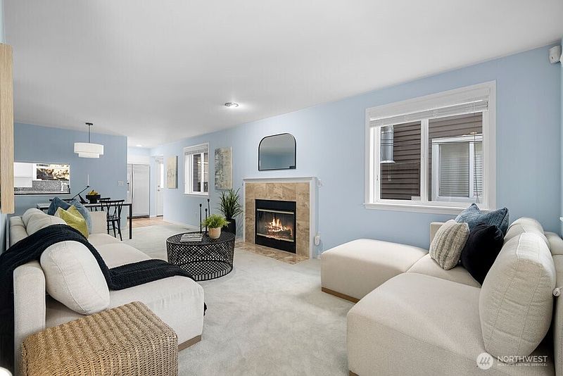 4th image of 317 27th Avenue E