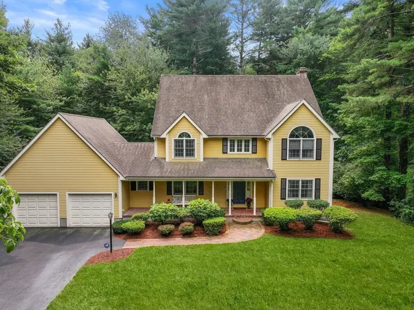 27 Lancashire Dr, Mansfield, MA 02048