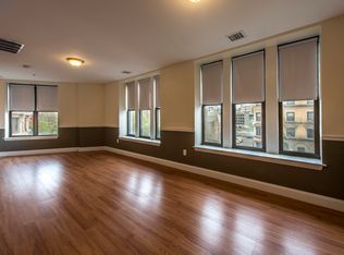 1122 Boylston St #5, Boston, MA 02215