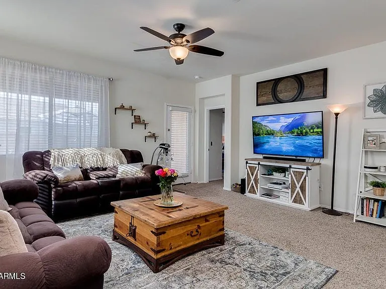 3138 N 303rd Dr — Photo 14