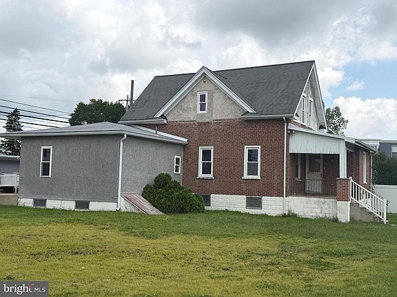 3rd image of 207 S Governor Printz Blvd