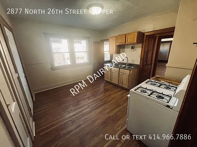 2877 N 26th St #UPPER — Photo 12