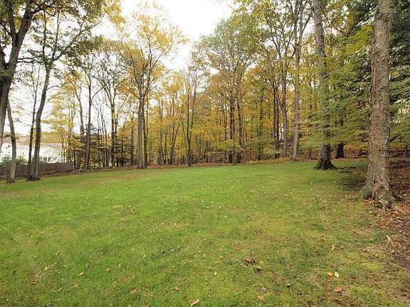 Park like property, room for pool