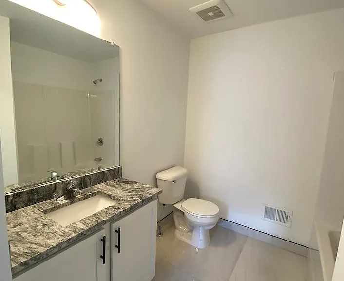 Main Bathroom 2nd Floor
