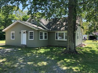 518 10th Ave, Galloway, NJ 08205