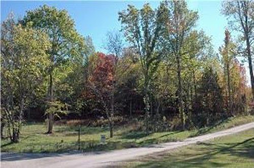 2nd image of 5602 Pigeon Forge Ln
