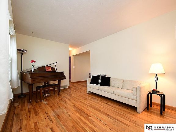 5th image of 3440 S 126th Ave