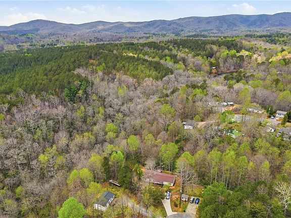 4th image of 91 Ridge Creek Ct