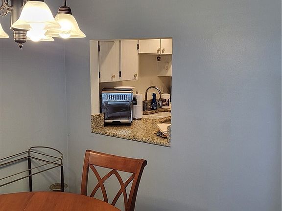 5th image of 4520 SE 6th Pl APT 2A