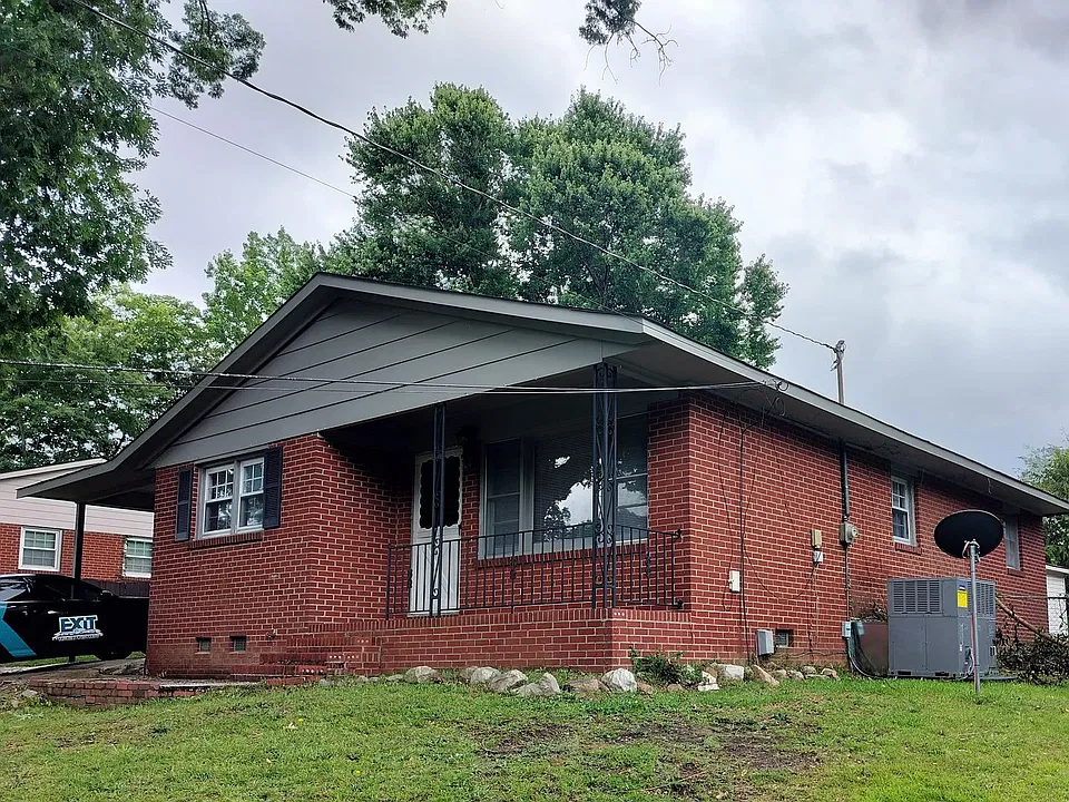 6025 Dahlgren Ave