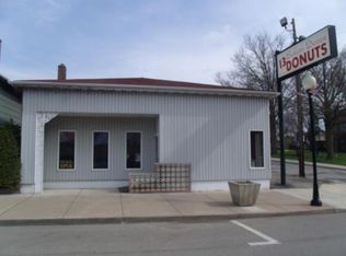 405 5th St, Peru, IL 61354