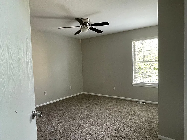 4912 Alpine Ridge Dr — Photo 15