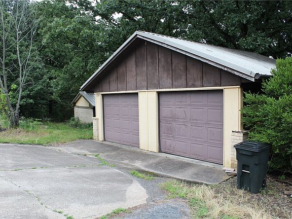 2nd image of 2729 County Road 3348
