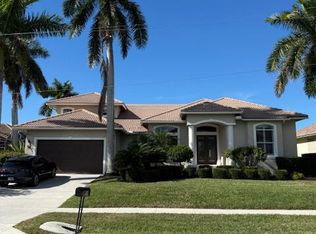 20 Copperfield Ct, Marco Island, FL 34145