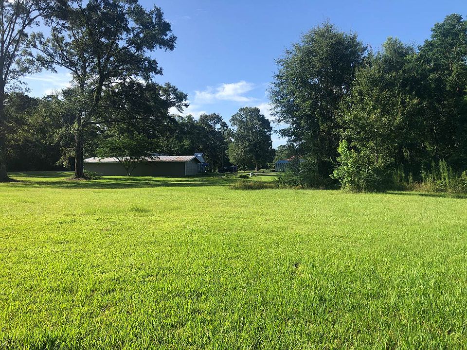 2nd image of 68169 Highway 41