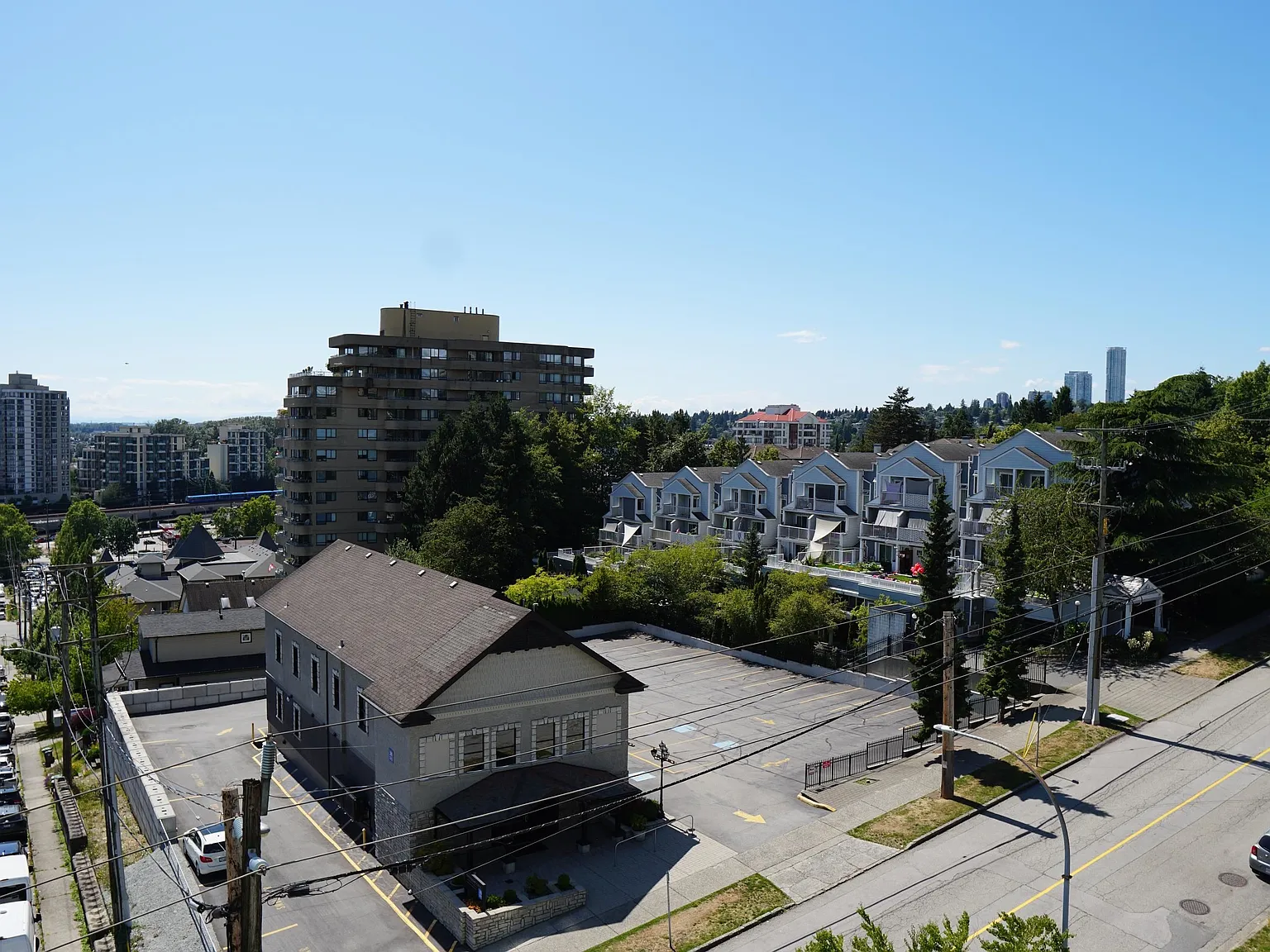 1 bed, 960 sqft, $2,650 — Photo 3