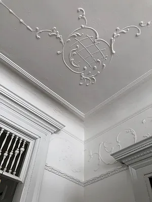 Sold by Compass | media 25