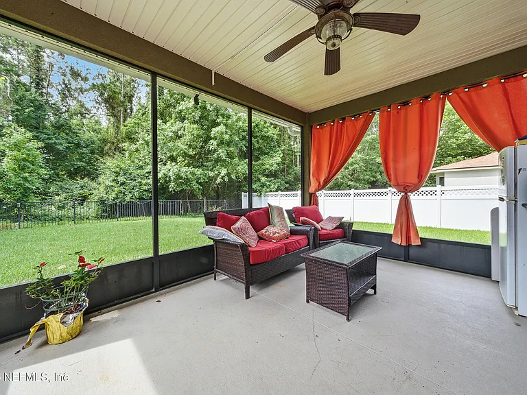 705 W Kings College Dr — Photo 6